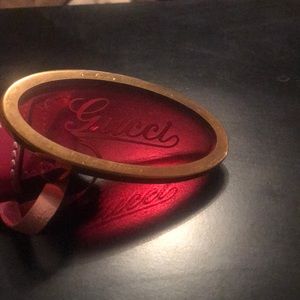 Fuschia Gucci belt